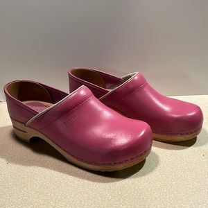 Sanita closed back Barbie pink leather wooden heeled clogs